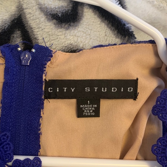 city studio blue floral lace dress - Picture 3 of 6